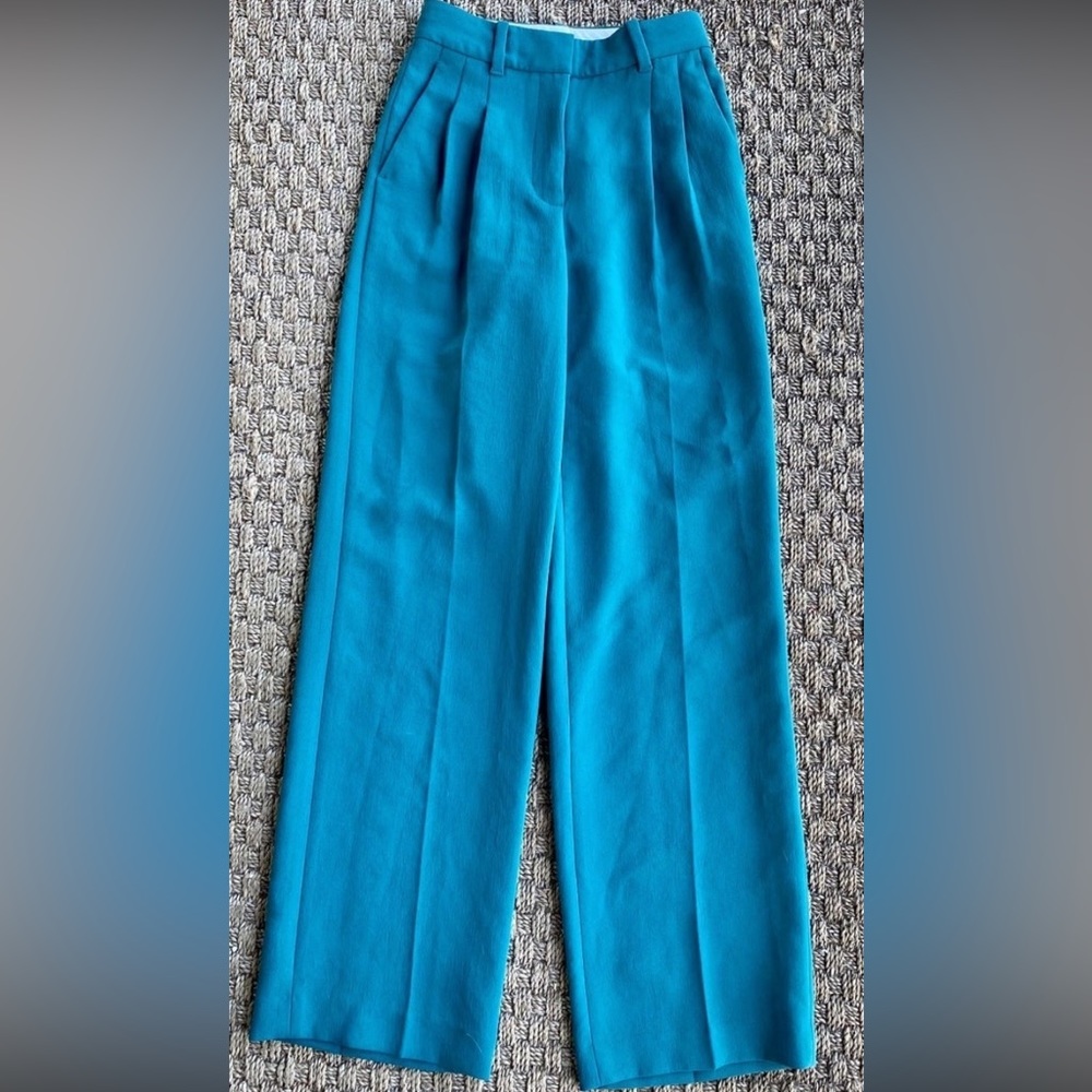 Aritzia Effortless Pants Suave Green 00